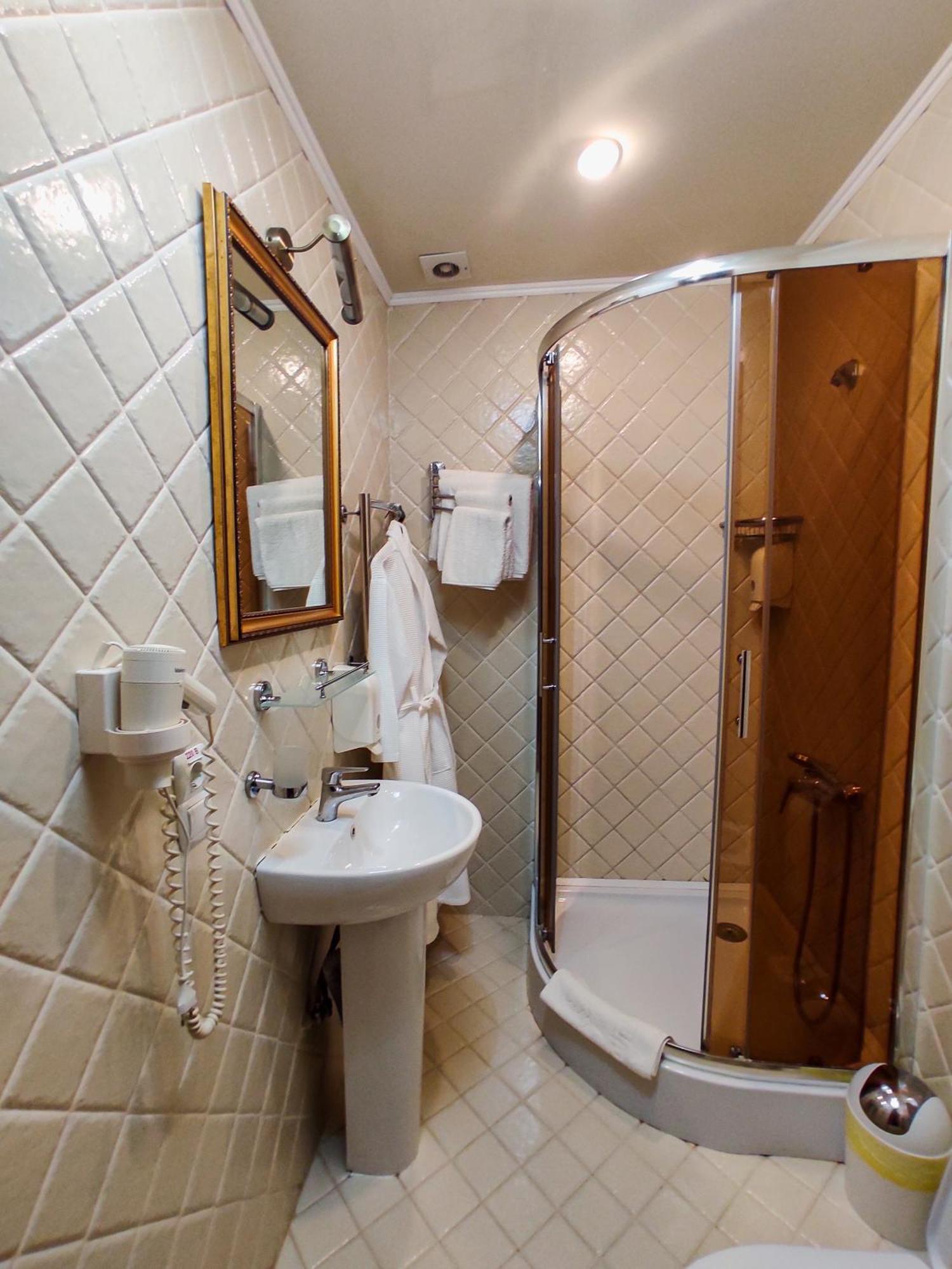 Vip Hotel Izmail Εξωτερικό φωτογραφία