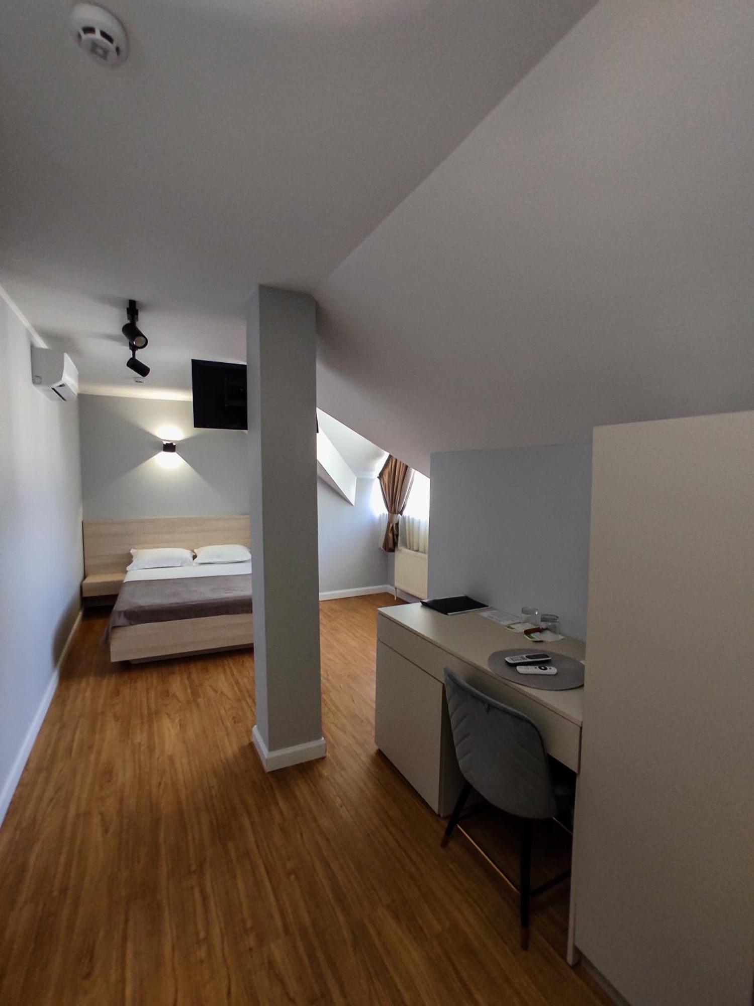 Vip Hotel Izmail Εξωτερικό φωτογραφία