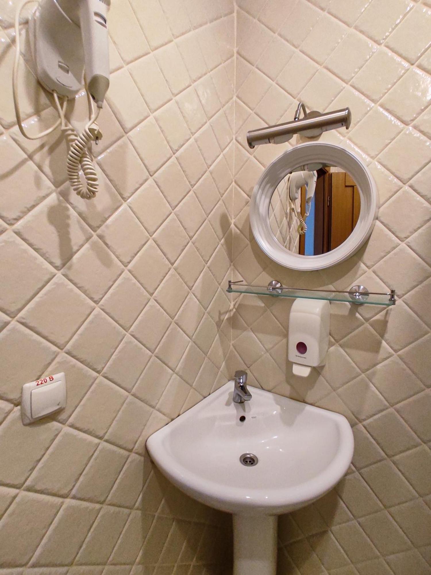 Vip Hotel Izmail Εξωτερικό φωτογραφία