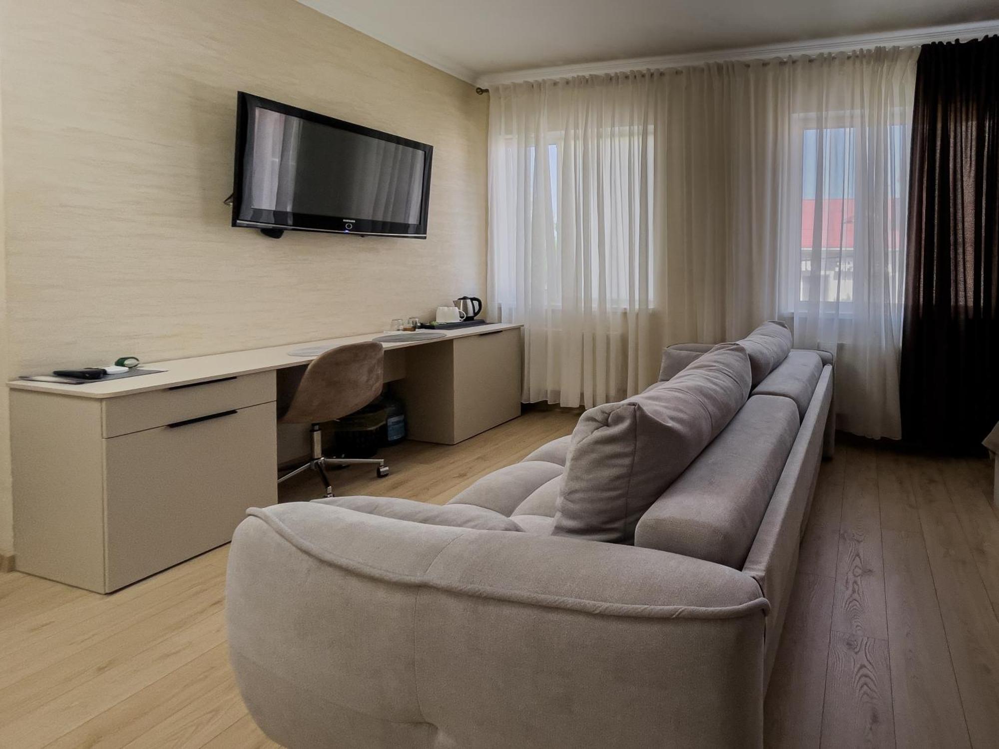 Vip Hotel Izmail Εξωτερικό φωτογραφία