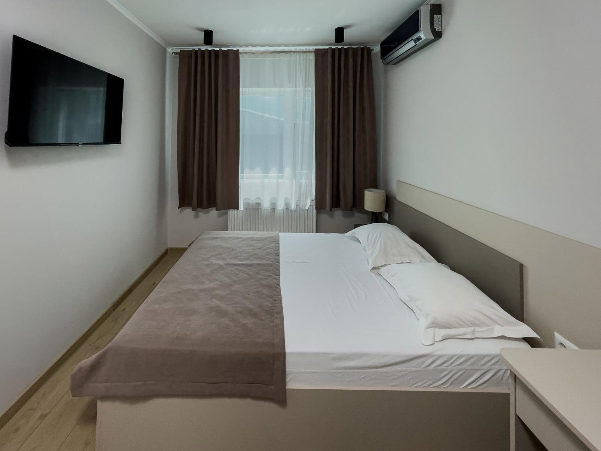 Vip Hotel Izmail Εξωτερικό φωτογραφία