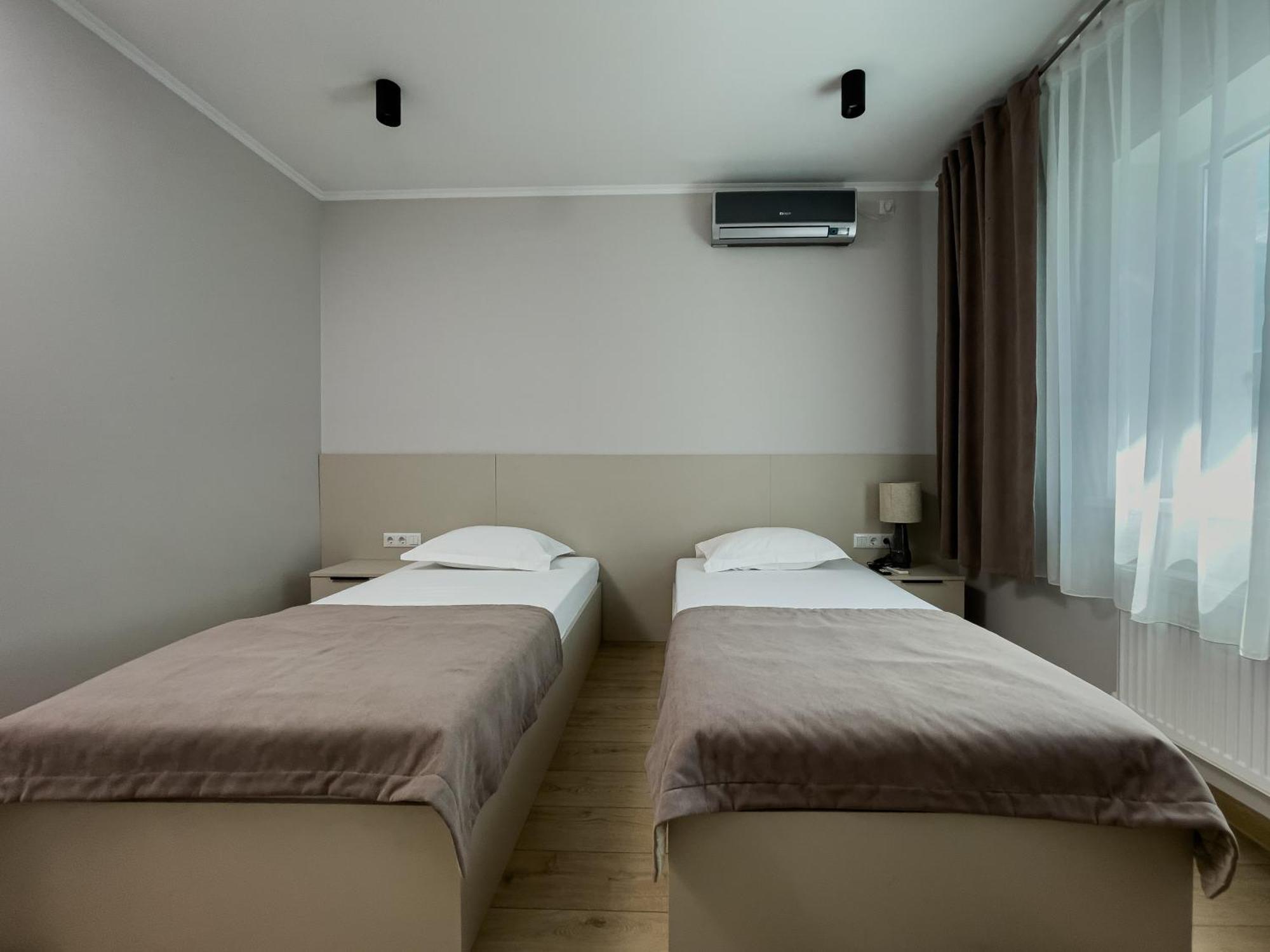 Vip Hotel Izmail Εξωτερικό φωτογραφία