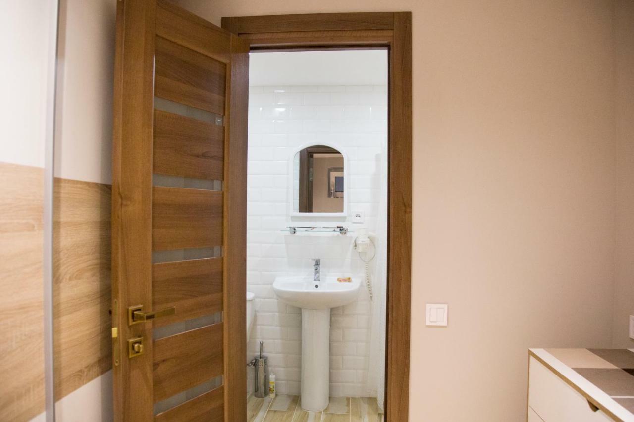 Vip Hotel Izmail Εξωτερικό φωτογραφία